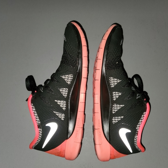 Nike Free Run running sz 4.5Y - Picture 4 of 8